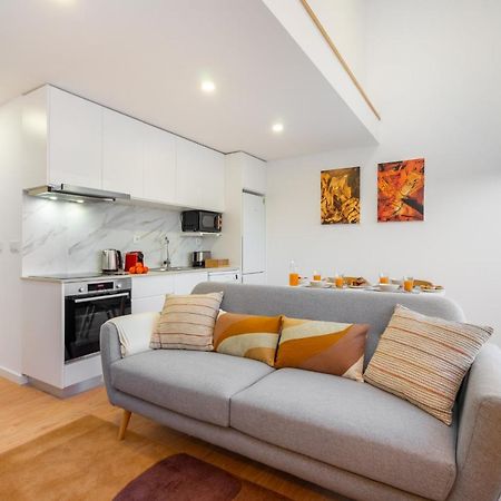 Whome Riverside View Premium Apartment W/ Ac & Terrace Porto Zewnętrze zdjęcie