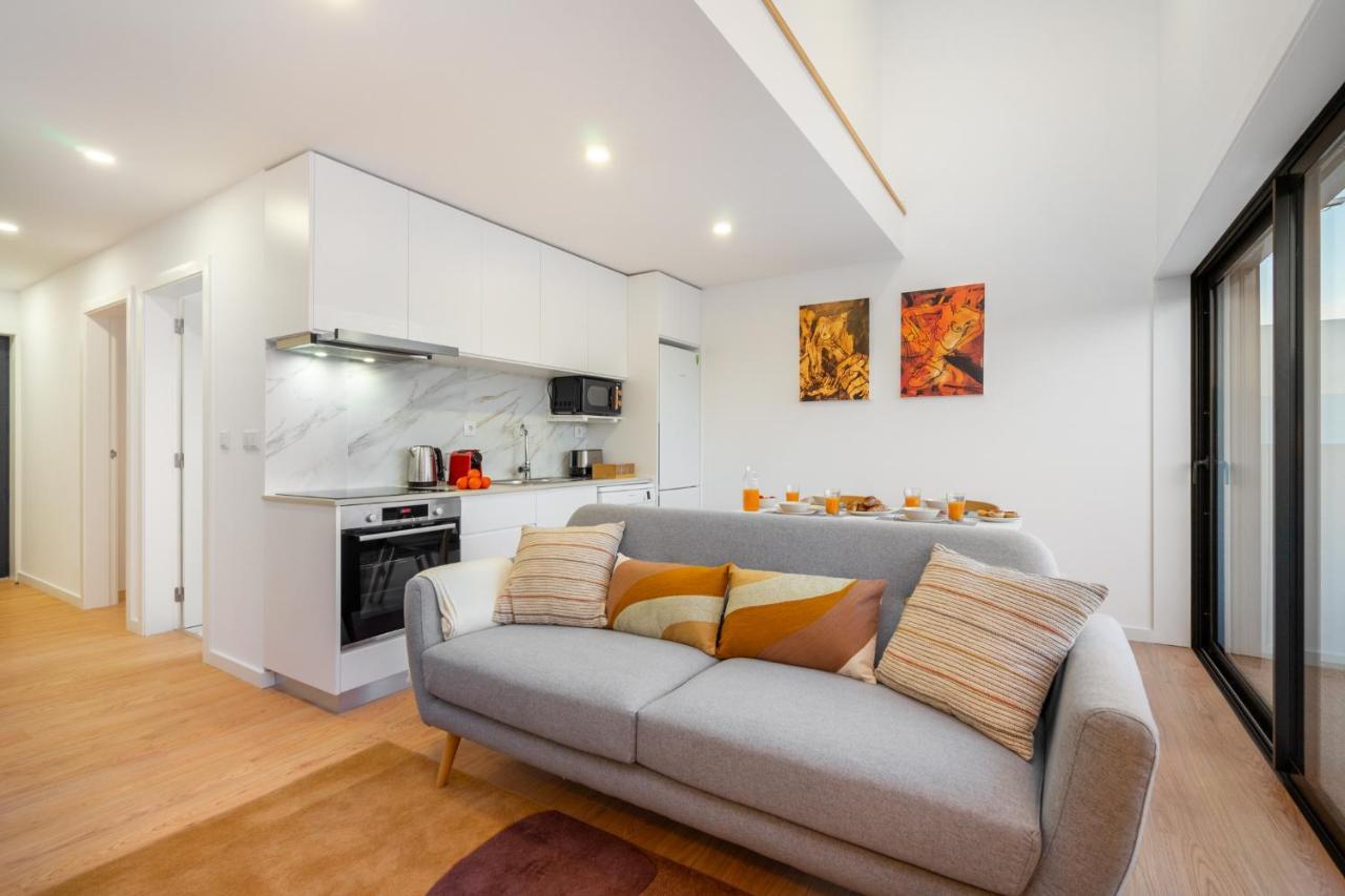 Whome Riverside View Premium Apartment W/ Ac & Terrace Porto Zewnętrze zdjęcie