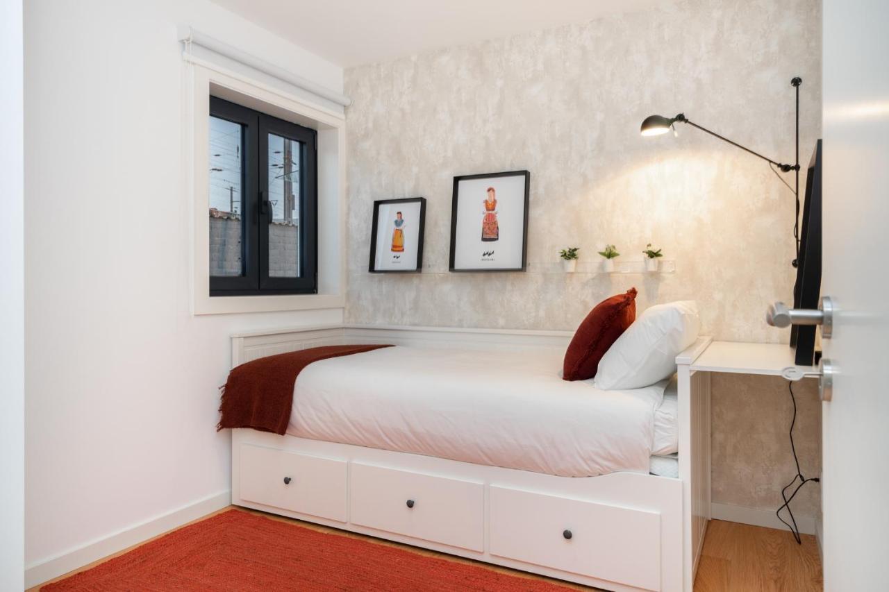 Whome Riverside View Premium Apartment W/ Ac & Terrace Porto Zewnętrze zdjęcie