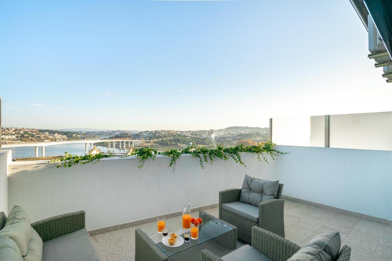 Whome Riverside View Premium Apartment W/ Ac & Terrace Porto Zewnętrze zdjęcie